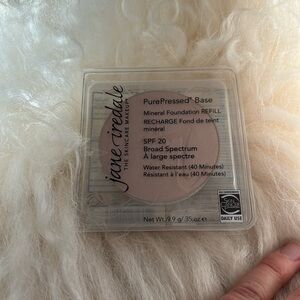 Jane Iredale Foundation